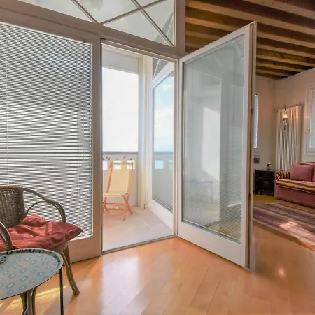 Iris By Interhome *