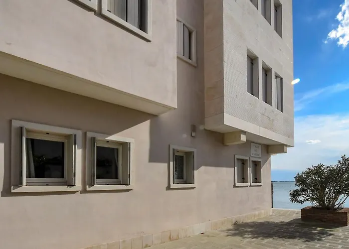 Apartmán Iris By Interhome *